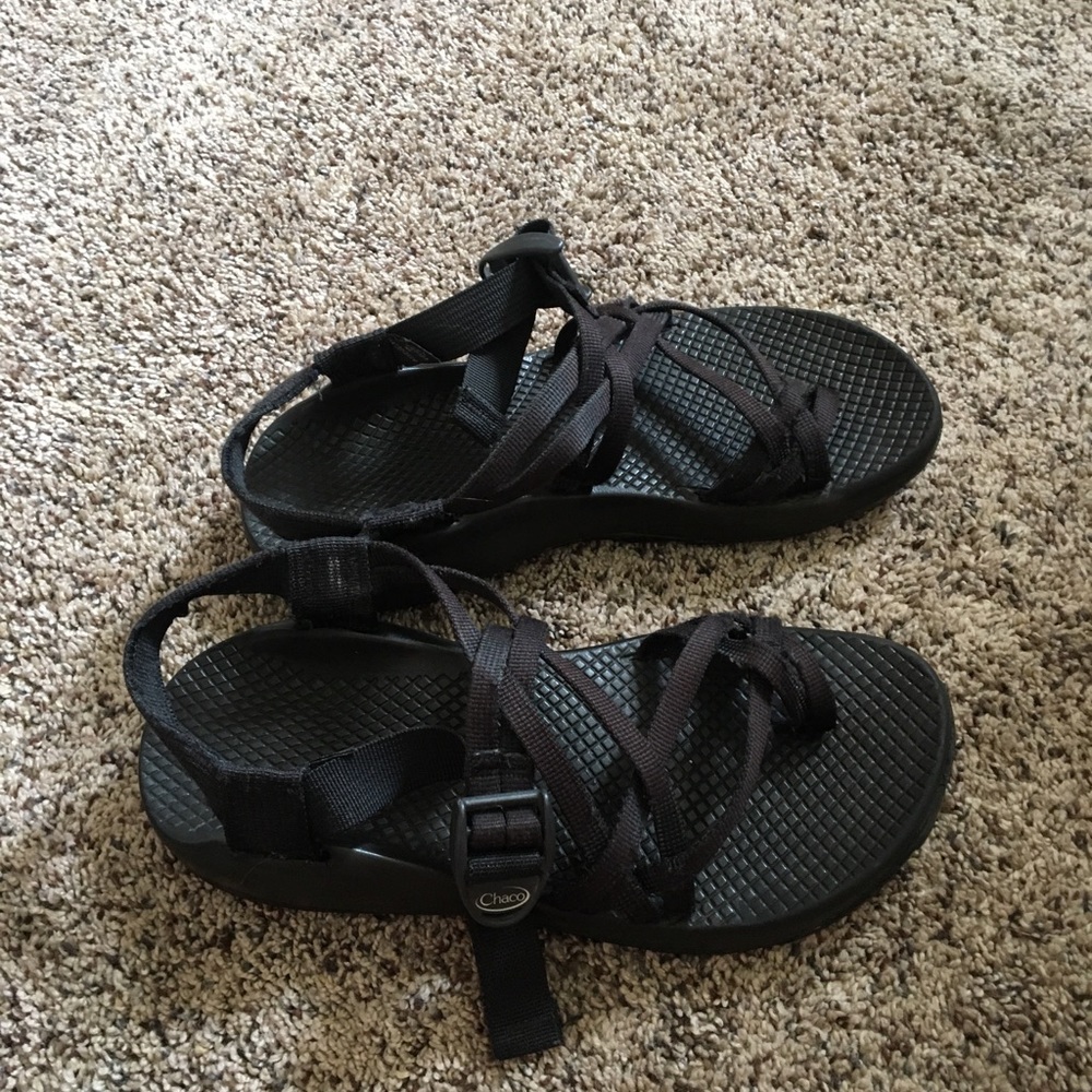 Black strappy chacos